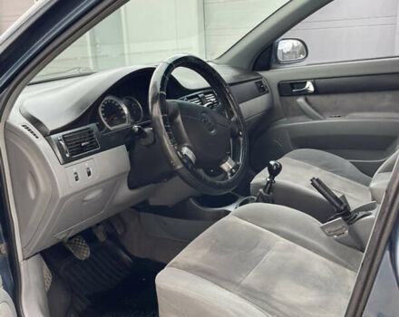 Синий Шевроле Лачетти, объемом двигателя 1.8 л и пробегом 240 тыс. км за 3699 $, фото 16 на Automoto.ua