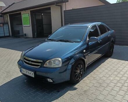 Синий Шевроле Лачетти, объемом двигателя 1.8 л и пробегом 450 тыс. км за 3600 $, фото 2 на Automoto.ua