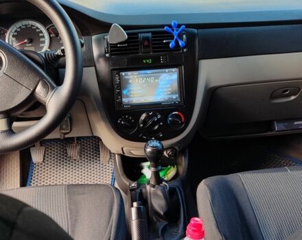 Шевроле Лачетти 2007 в Черновцах на Automoto.ua Синий Шевроле Лачетти, объемом двигателя 1.8 л и пробегом 200 тыс. км за 3500 $, фото 3 на Automoto.ua