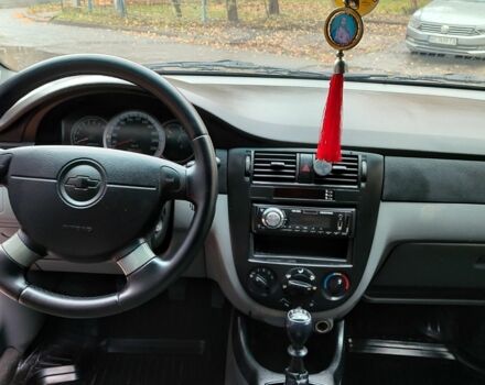 Синий Шевроле Лачетти, объемом двигателя 1.8 л и пробегом 157 тыс. км за 4400 $, фото 2 на Automoto.ua