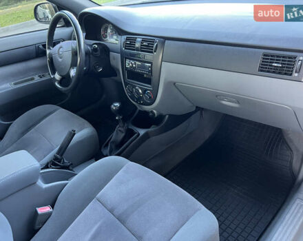 Синий Шевроле Лачетти, объемом двигателя 1.6 л и пробегом 219 тыс. км за 4100 $, фото 12 на Automoto.ua