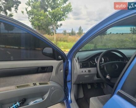 Синій Шевроле Лачетті, об'ємом двигуна 1.6 л та пробігом 255 тис. км за 4500 $, фото 18 на Automoto.ua