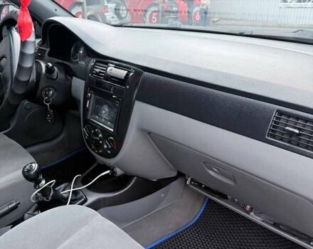 Синий Шевроле Лачетти, объемом двигателя 1.8 л и пробегом 105 тыс. км за 4500 $, фото 14 на Automoto.ua