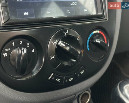 Шевроле Лачетти 2008 в Дрогобыче на Automoto.ua Синий Шевроле Лачетти, объемом двигателя 1.8 л и пробегом 234 тыс. км за 4550 $, фото 42 на Automoto.ua