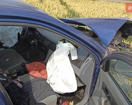 Синий Шевроле Лачетти, объемом двигателя 1.6 л и пробегом 160 тыс. км за 1190 $, фото 3 на Automoto.ua