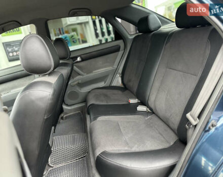 Синий Шевроле Лачетти, объемом двигателя 1.8 л и пробегом 234 тыс. км за 4350 $, фото 48 на Automoto.ua