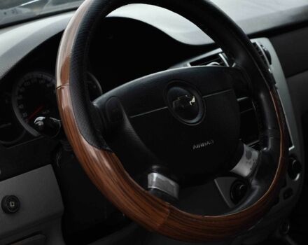 Синий Шевроле Лачетти, объемом двигателя 1.8 л и пробегом 321 тыс. км за 3450 $, фото 6 на Automoto.ua