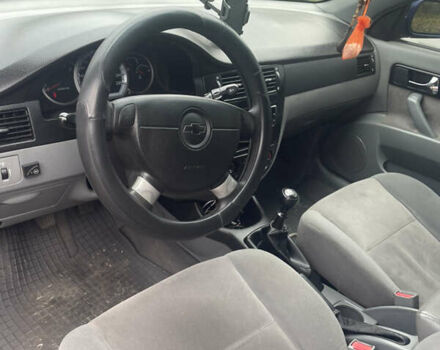 Синий Шевроле Лачетти, объемом двигателя 1.8 л и пробегом 185 тыс. км за 4200 $, фото 5 на Automoto.ua