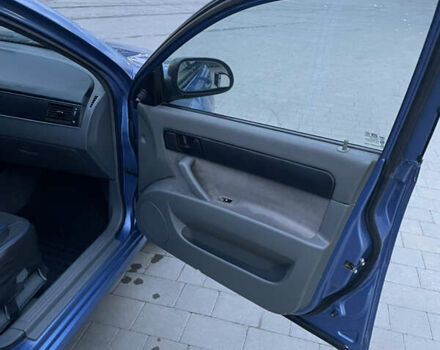 Синий Шевроле Лачетти, объемом двигателя 1.6 л и пробегом 198 тыс. км за 3300 $, фото 22 на Automoto.ua