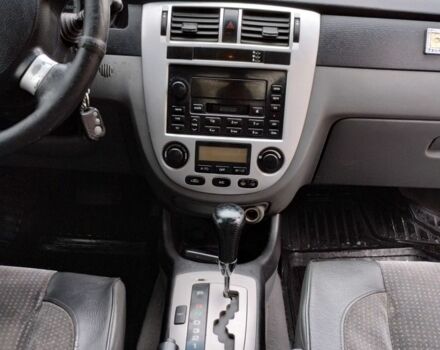 Синий Шевроле Лачетти, объемом двигателя 1.8 л и пробегом 321 тыс. км за 3100 $, фото 6 на Automoto.ua