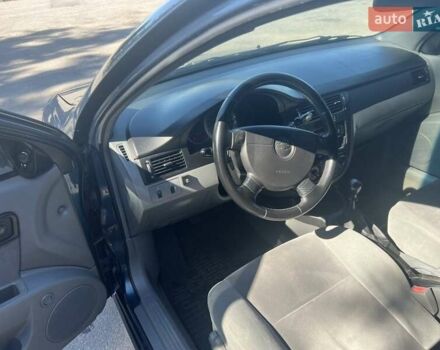 Синий Шевроле Лачетти, объемом двигателя 1.8 л и пробегом 125 тыс. км за 4300 $, фото 3 на Automoto.ua