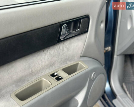 Синий Шевроле Лачетти, объемом двигателя 1.8 л и пробегом 234 тыс. км за 4350 $, фото 33 на Automoto.ua