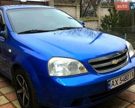 Синий Шевроле Лачетти, объемом двигателя 1.8 л и пробегом 200 тыс. км за 5000 $, фото 1 на Automoto.ua