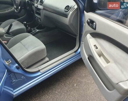 Синий Шевроле Лачетти, объемом двигателя 1.6 л и пробегом 250 тыс. км за 2700 $, фото 25 на Automoto.ua