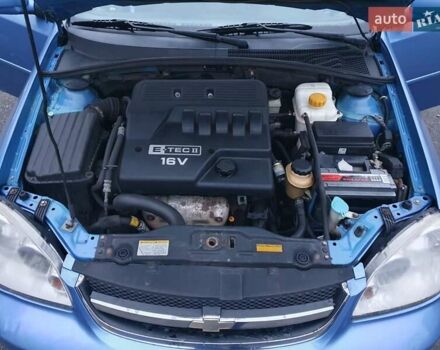 Синий Шевроле Лачетти, объемом двигателя 1.6 л и пробегом 250 тыс. км за 2999 $, фото 14 на Automoto.ua