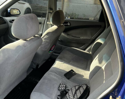 Синий Шевроле Лачетти, объемом двигателя 1.8 л и пробегом 200 тыс. км за 3900 $, фото 7 на Automoto.ua