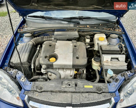 Синій Шевроле Лачетті, об'ємом двигуна 1.8 л та пробігом 186 тис. км за 4400 $, фото 19 на Automoto.ua