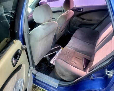 Синий Шевроле Лачетти, объемом двигателя 1.6 л и пробегом 320 тыс. км за 2100 $, фото 6 на Automoto.ua