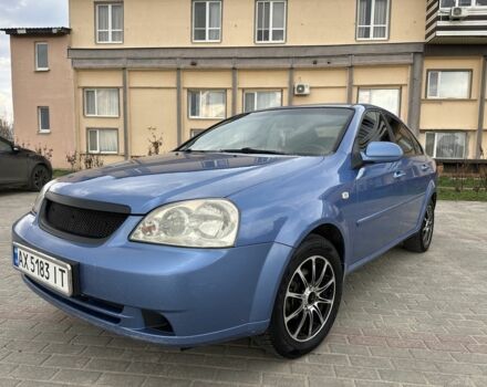 Синий Шевроле Лачетти, объемом двигателя 1.8 л и пробегом 350 тыс. км за 3700 $, фото 1 на Automoto.ua