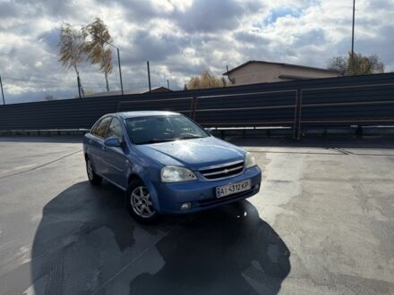 Шевроле Лачетті 2005 у Києві на Automoto.ua Синій Шевроле Лачетті, об'ємом двигуна 0 л та пробігом 333 тис. км за 3700 $, фото 1 на Automoto.ua