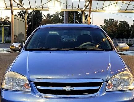 Синий Шевроле Лачетти, объемом двигателя 1.8 л и пробегом 382 тыс. км за 4000 $, фото 1 на Automoto.ua