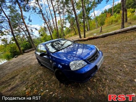 Шевроле Лачетті 2005 у Кропивницькому (Кіровограді) на Automoto.ua Синій Шевроле Лачетті, об'ємом двигуна 1.6 л та пробігом 260 тис. км за 3500 $, фото 1 на Automoto.ua