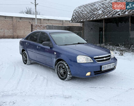 Синий Шевроле Лачетти, объемом двигателя 1.6 л и пробегом 220 тыс. км за 3500 $, фото 1 на Automoto.ua