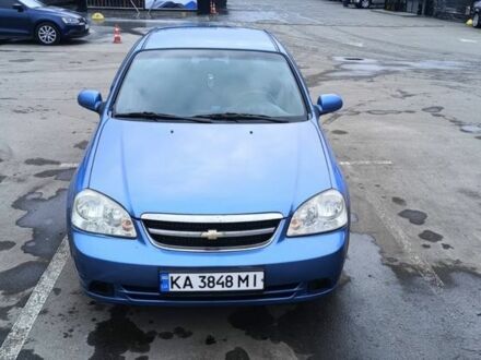Синий Шевроле Лачетти, объемом двигателя 1.8 л и пробегом 275 тыс. км за 2750 $, фото 1 на Automoto.ua