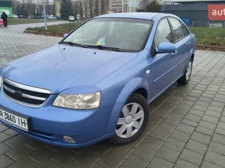 Синий Шевроле Лачетти, объемом двигателя 1.8 л и пробегом 170 тыс. км за 5000 $, фото 1 на Automoto.ua