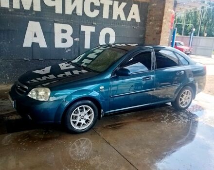 Синий Шевроле Лачетти, объемом двигателя 1.8 л и пробегом 240 тыс. км за 4200 $, фото 1 на Automoto.ua