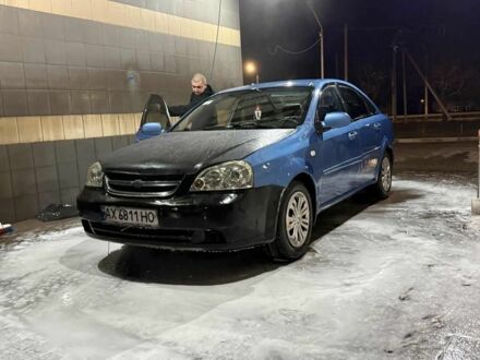 Синий Шевроле Лачетти, объемом двигателя 1.8 л и пробегом 300 тыс. км за 2800 $, фото 1 на Automoto.ua