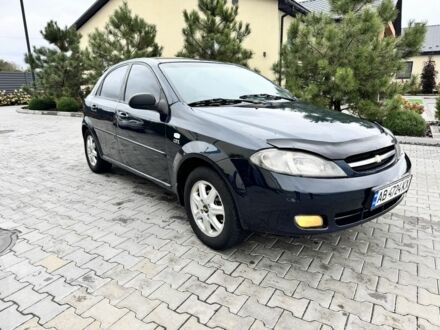 Синий Шевроле Лачетти, объемом двигателя 1.8 л и пробегом 330 тыс. км за 3800 $, фото 1 на Automoto.ua