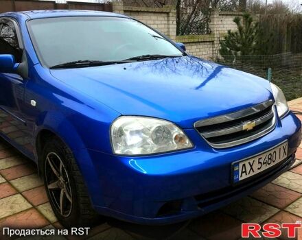 Синий Шевроле Лачетти, объемом двигателя 1.8 л и пробегом 200 тыс. км за 5000 $, фото 1 на Automoto.ua
