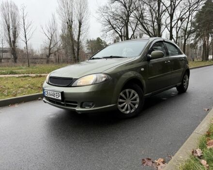 Зеленый Шевроле Лачетти, объемом двигателя 1.8 л и пробегом 275 тыс. км за 3800 $, фото 1 на Automoto.ua