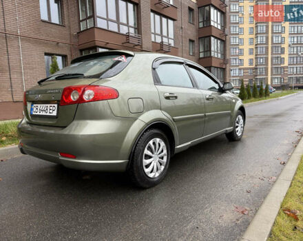 Зеленый Шевроле Лачетти, объемом двигателя 1.8 л и пробегом 280 тыс. км за 3800 $, фото 4 на Automoto.ua