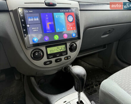 Зеленый Шевроле Лачетти, объемом двигателя 1.8 л и пробегом 280 тыс. км за 3800 $, фото 6 на Automoto.ua