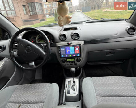 Зеленый Шевроле Лачетти, объемом двигателя 1.8 л и пробегом 280 тыс. км за 3800 $, фото 8 на Automoto.ua