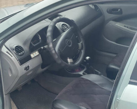 Зеленый Шевроле Лачетти, объемом двигателя 1.6 л и пробегом 330 тыс. км за 4000 $, фото 4 на Automoto.ua