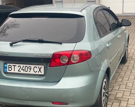 Зеленый Шевроле Лачетти, объемом двигателя 1.6 л и пробегом 330 тыс. км за 4000 $, фото 1 на Automoto.ua