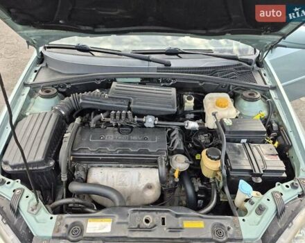 Зеленый Шевроле Лачетти, объемом двигателя 1.8 л и пробегом 203 тыс. км за 4200 $, фото 2 на Automoto.ua