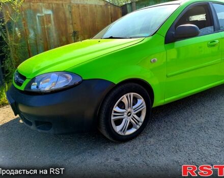 Зеленый Шевроле Лачетти, объемом двигателя 1.6 л и пробегом 5000 тыс. км за 2600 $, фото 2 на Automoto.ua