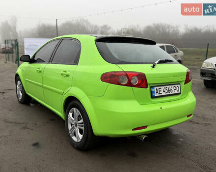 Зеленый Шевроле Лачетти, объемом двигателя 1.6 л и пробегом 350 тыс. км за 2450 $, фото 3 на Automoto.ua