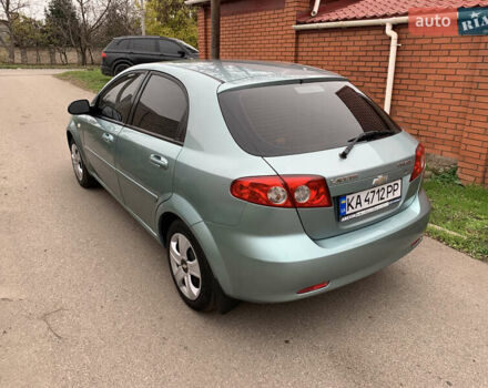 Зеленый Шевроле Лачетти, объемом двигателя 1.6 л и пробегом 270 тыс. км за 3650 $, фото 2 на Automoto.ua