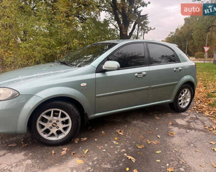 Зеленый Шевроле Лачетти, объемом двигателя 1.8 л и пробегом 228 тыс. км за 3400 $, фото 7 на Automoto.ua