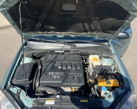 Зеленый Шевроле Лачетти, объемом двигателя 1.6 л и пробегом 248 тыс. км за 3550 $, фото 11 на Automoto.ua