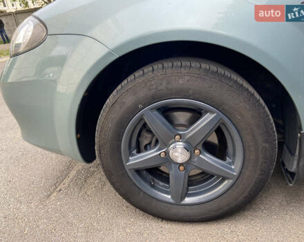 Зеленый Шевроле Лачетти, объемом двигателя 1.6 л и пробегом 308 тыс. км за 5200 $, фото 6 на Automoto.ua