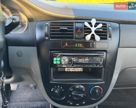 Зелений Шевроле Лачетті, об'ємом двигуна 1.8 л та пробігом 296 тис. км за 4200 $, фото 46 на Automoto.ua