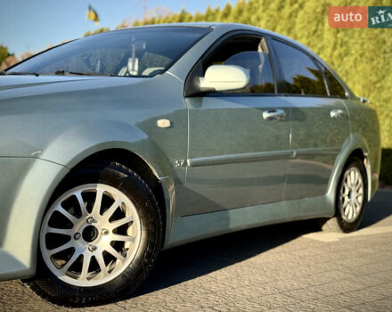 Зелений Шевроле Лачетті, об'ємом двигуна 1.8 л та пробігом 296 тис. км за 4200 $, фото 11 на Automoto.ua