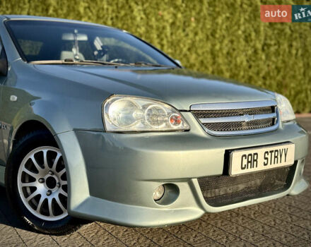 Зелений Шевроле Лачетті, об'ємом двигуна 1.8 л та пробігом 296 тис. км за 4200 $, фото 13 на Automoto.ua