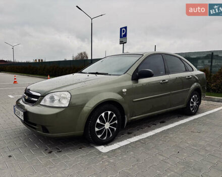 Зеленый Шевроле Лачетти, объемом двигателя 1.6 л и пробегом 240 тыс. км за 5500 $, фото 3 на Automoto.ua